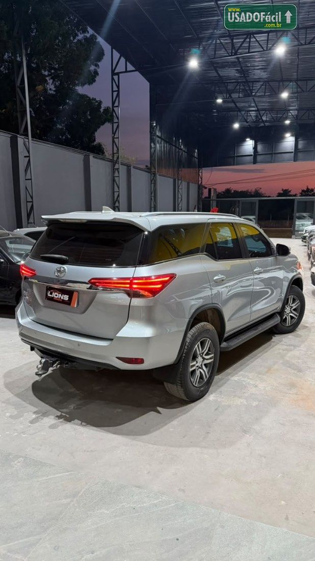 Toyota Hilux SW4 SR 2.7 4X2 Flex Automático 2018/2019 — foto 12 de 12