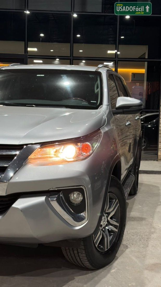Toyota Hilux SW4 SR 2.7 4X2 Flex Automático 2018/2019 — foto 3 de 12