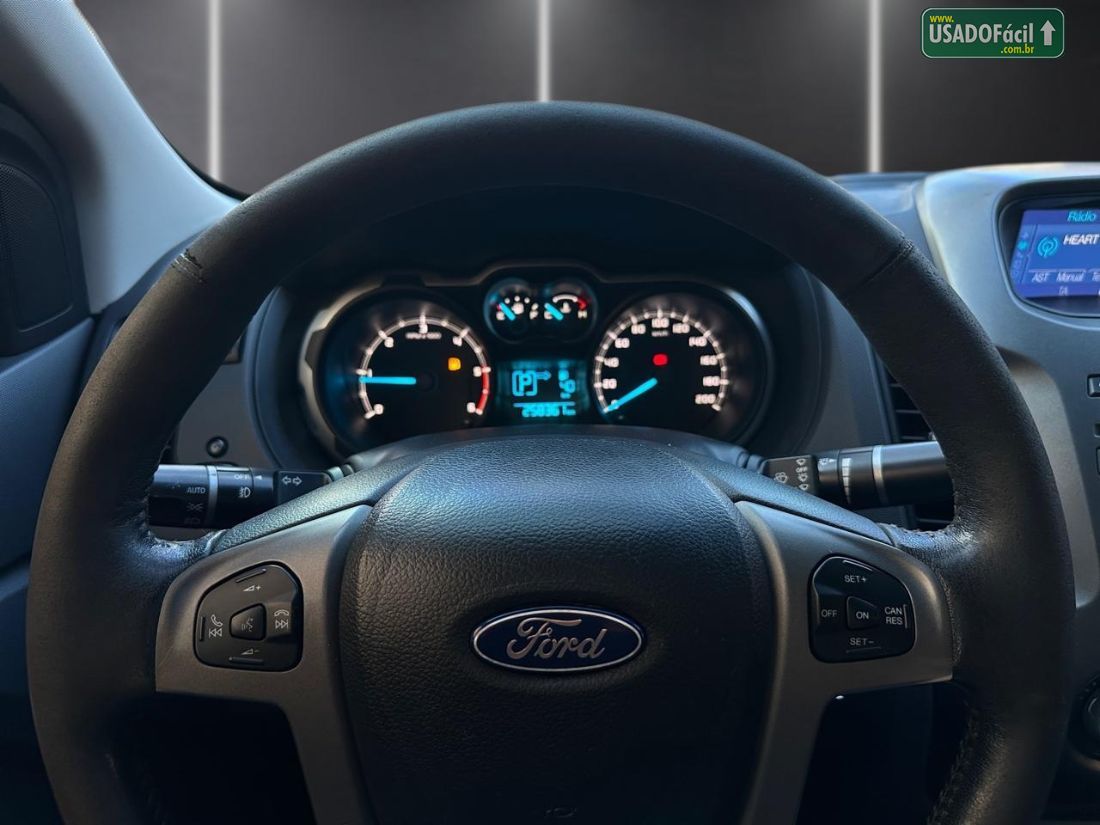 Ford Ranger Limited CD 3.2 4x4 Automático Diesel 2014/2015 — foto 7 de 13