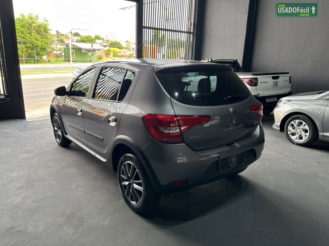 Renault Sandero Intense 1.6 Automático Flex 5P 2019/2020 — foto 4 de 13