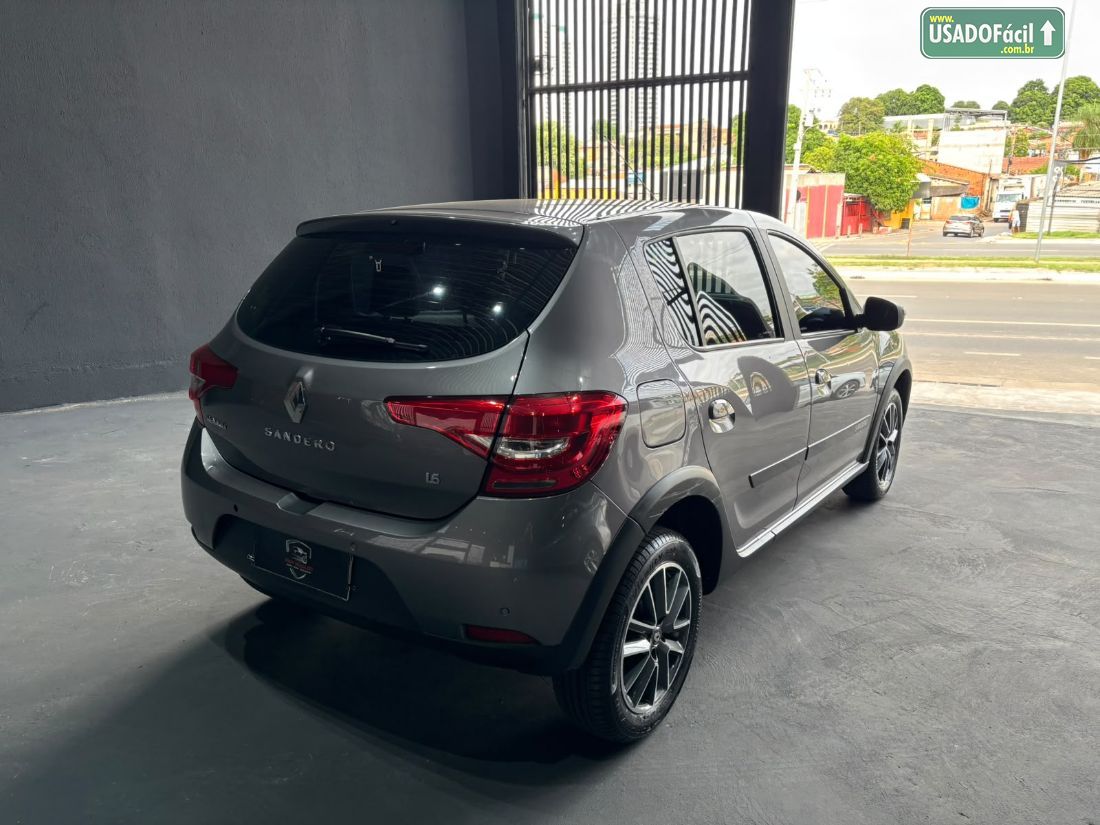 Renault Sandero Intense 1.6 Automático Flex 5P 2019/2020 — foto 6 de 13