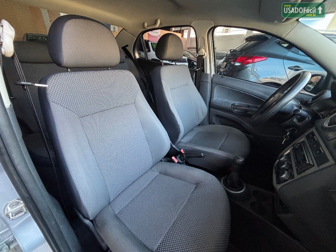 Volkswagen Voyage City 1.0 Mi Total Flex 2012/2012 — foto 13 de 19