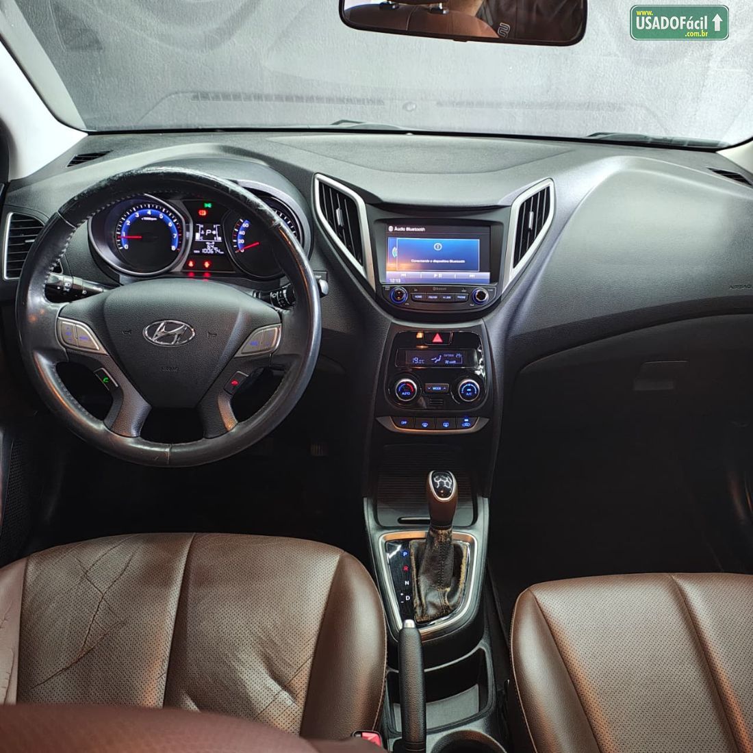 Hyundai HB20 Hatch Premium 1.6 Automático Flex 2017/2018 — foto 8 de 12