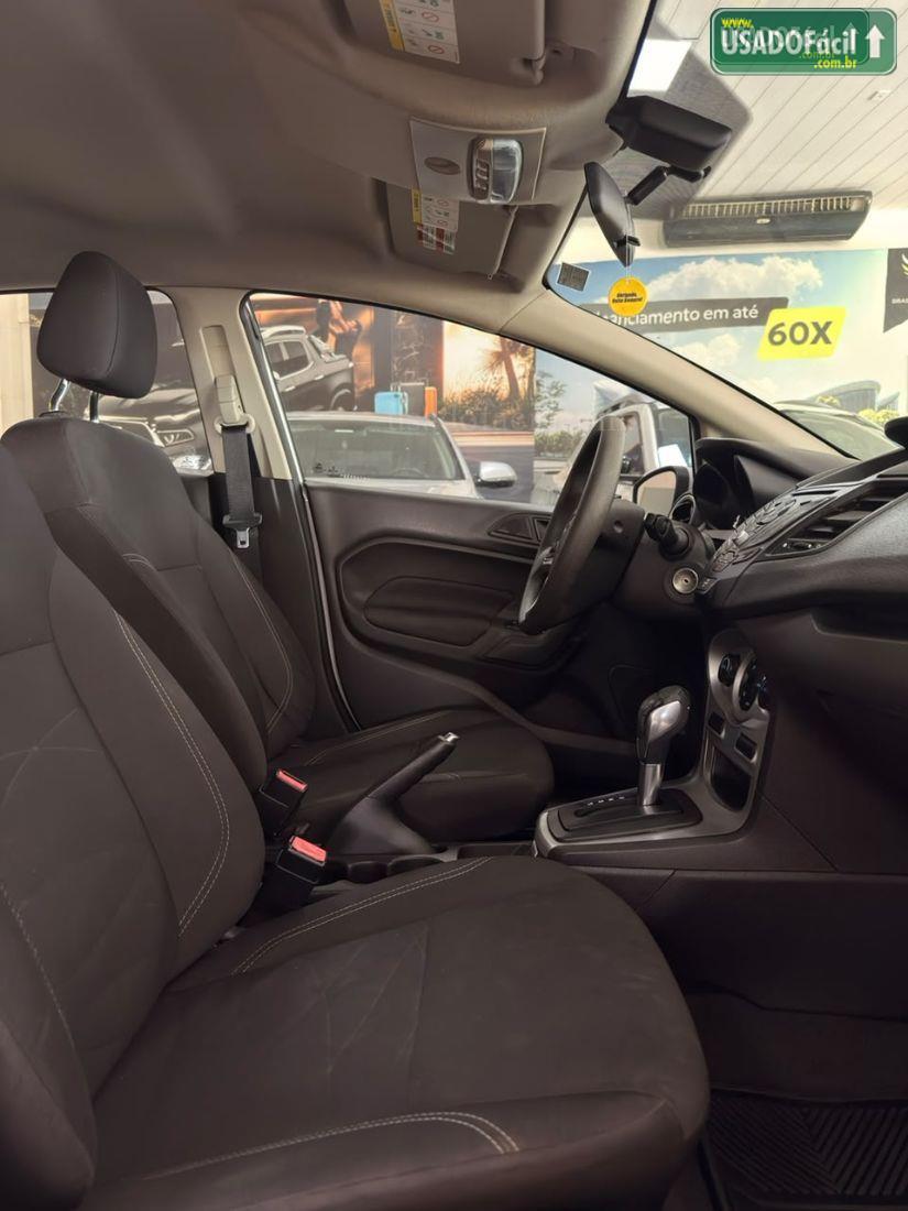 FORD Fiesta Sedan SEL 1.6 Automático Flex 2017/2017 — foto 9 de 13