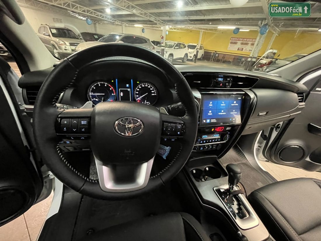 Toyota Hilux SW4 SRX Platinum 2.8 4x4 Turbo Automático Diesel 2025/2025 — foto 11 de 18