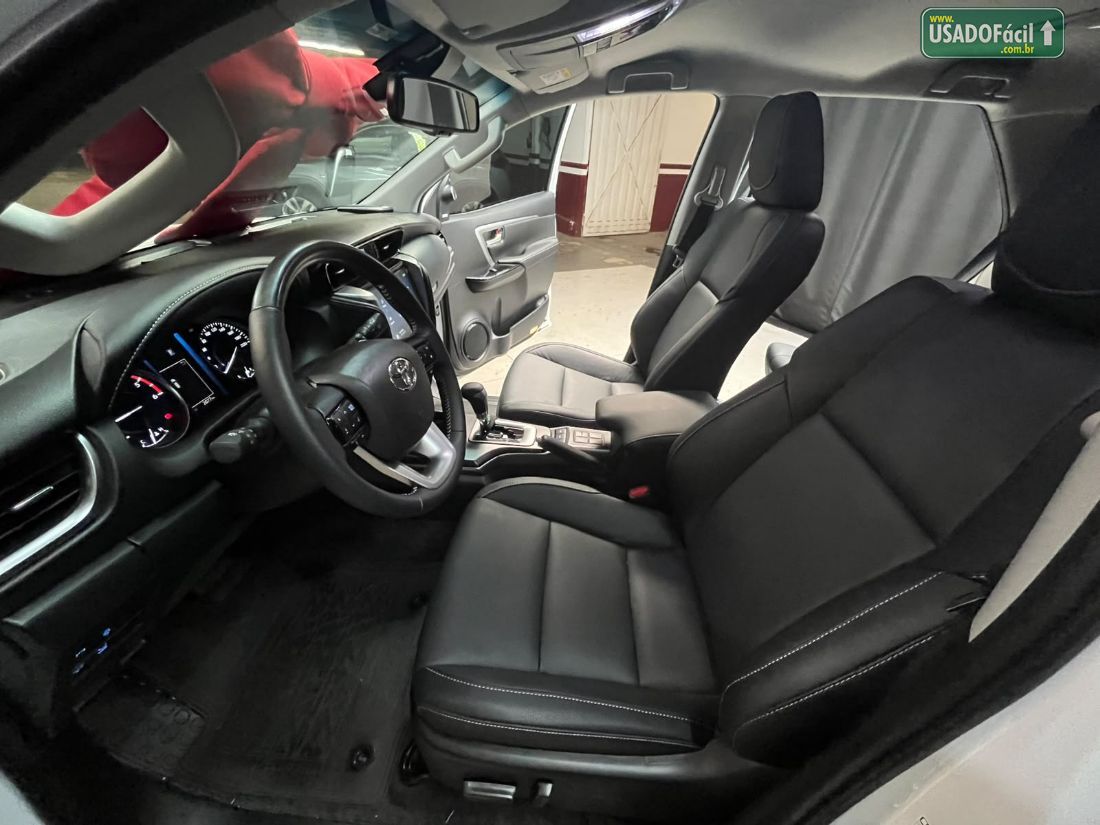 Toyota Hilux SW4 SRX Platinum 2.8 4x4 Turbo Automático Diesel 2025/2025 — foto 13 de 18