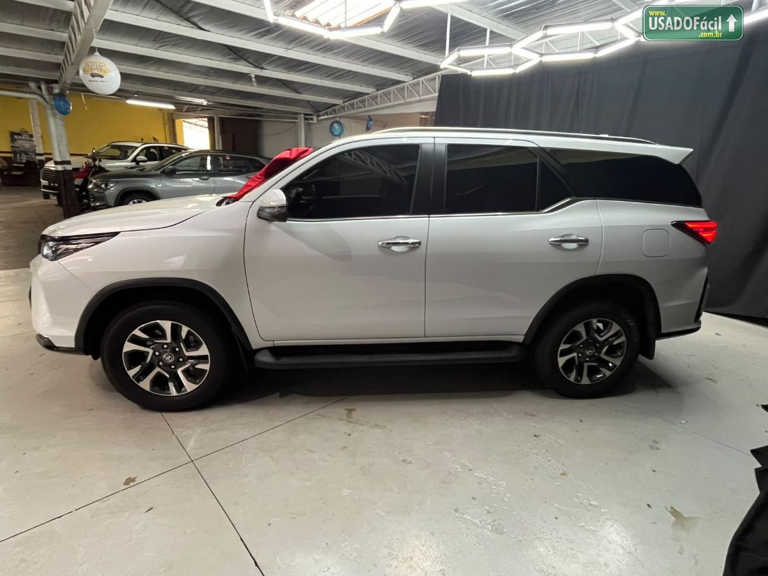 Toyota Hilux SW4 SRX Platinum 2.8 4x4 Turbo Automático Diesel 2025/2025 — foto 4 de 18