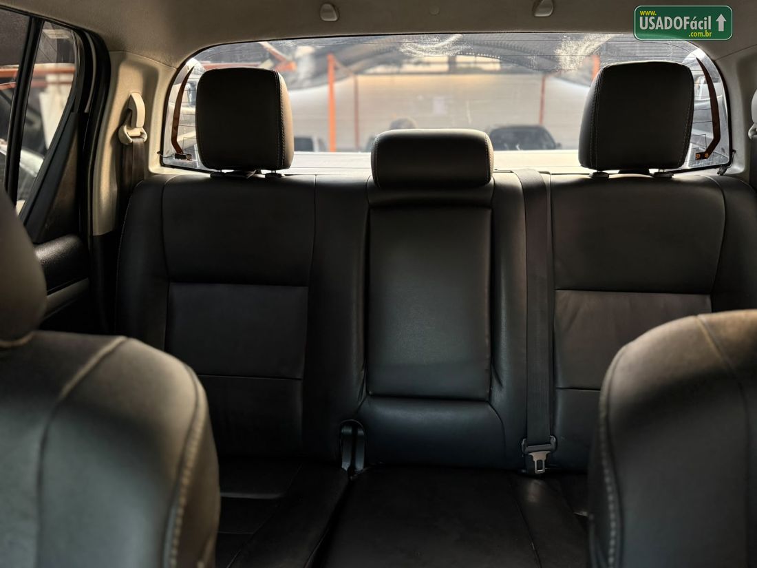 Toyota Hilux SRV CD 2.7 4X2 Automático Flex 2016/2017 — foto 12 de 15