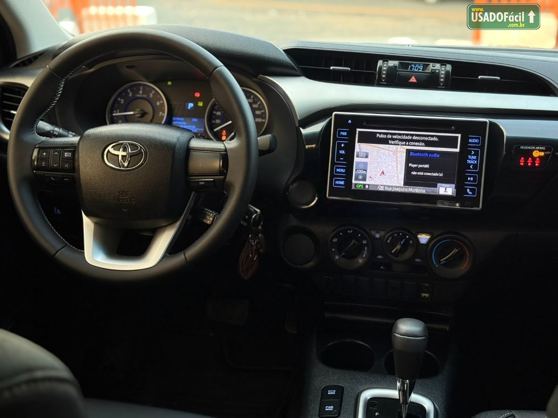 Toyota Hilux SRV CD 2.7 4X2 Automático Flex 2016/2017 — foto 6 de 15