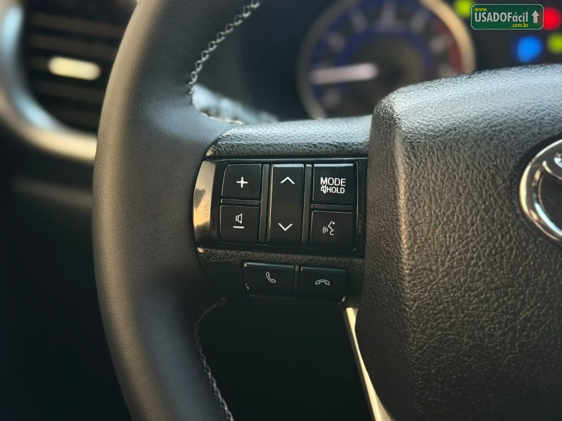 Toyota Hilux SRV CD 2.7 4X2 Automático Flex 2016/2017 — foto 8 de 15