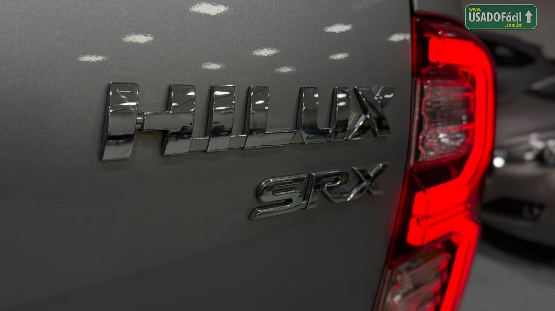 Toyota Hilux SRX CD 2.8 4x4 TDI Automático Diesel 2021/2022 — foto 13 de 14