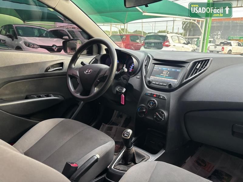 Hyundai HB20S Sedan Comfort Plus 1.0 Turbo Mecânico Flex 2017/2018 — foto 17 de 19