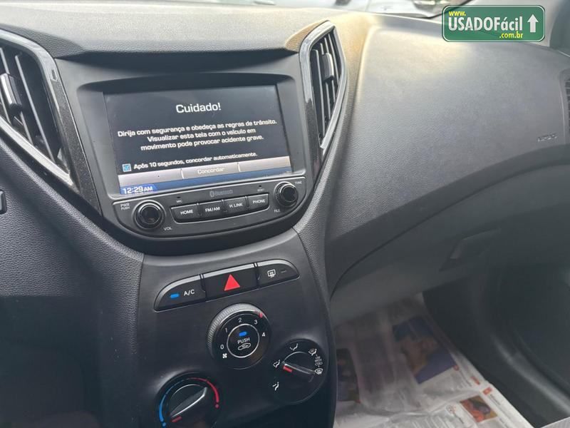 Hyundai HB20S Sedan Comfort Plus 1.0 Turbo Mecânico Flex 2017/2018 — foto 18 de 19