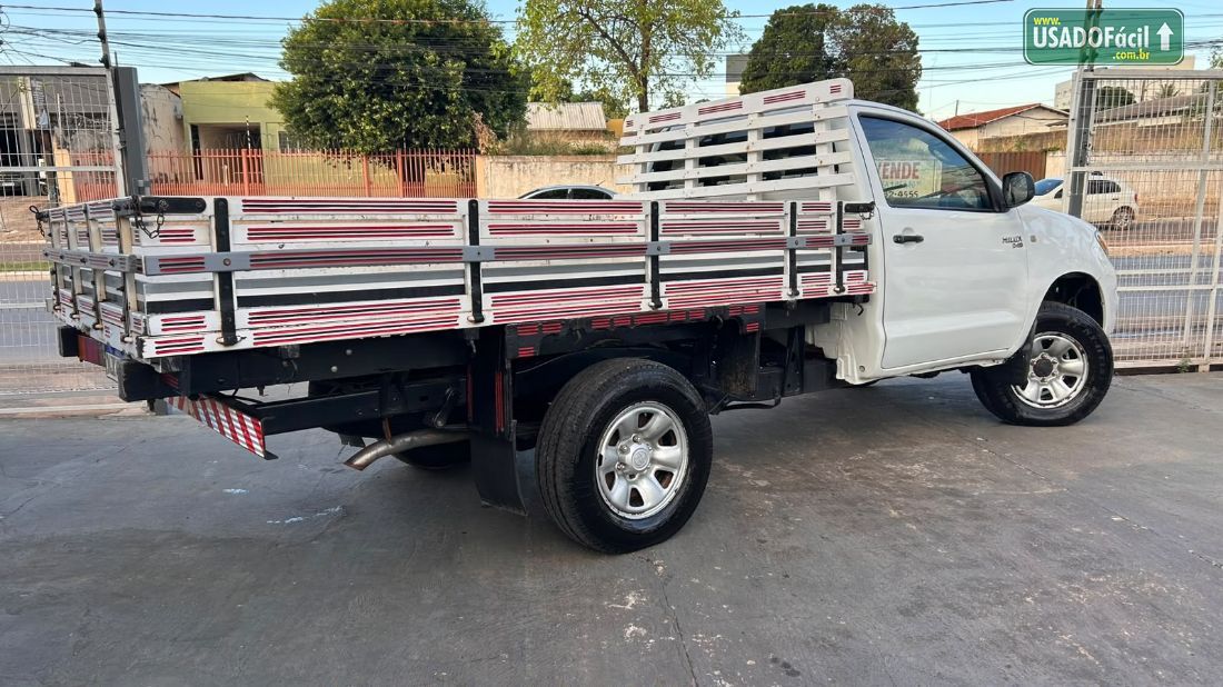 Toyota Hilux CS D4-D 2.5 4x4 Turbo Mecânico Diesel 2009/2010 — foto 4 de 13