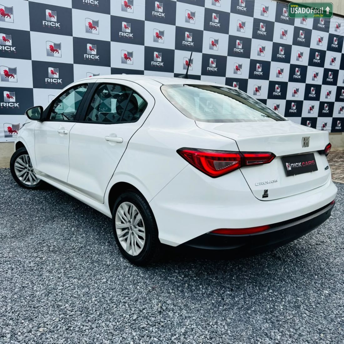 Fiat Cronos Drive 1.0 Flex 2024/2025 — foto 4 de 23