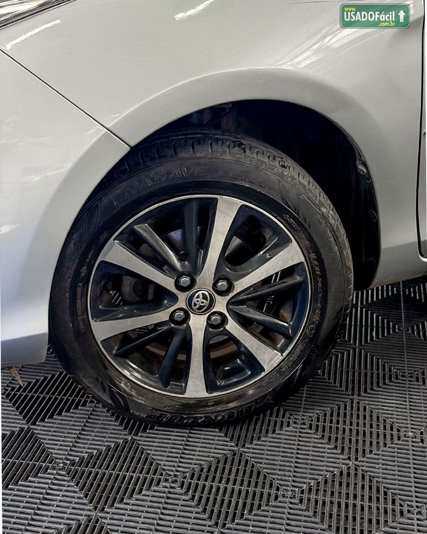 Toyota Yaris Sedan XLS 1.5 Automático Flex 2018/2019 — foto 5 de 11
