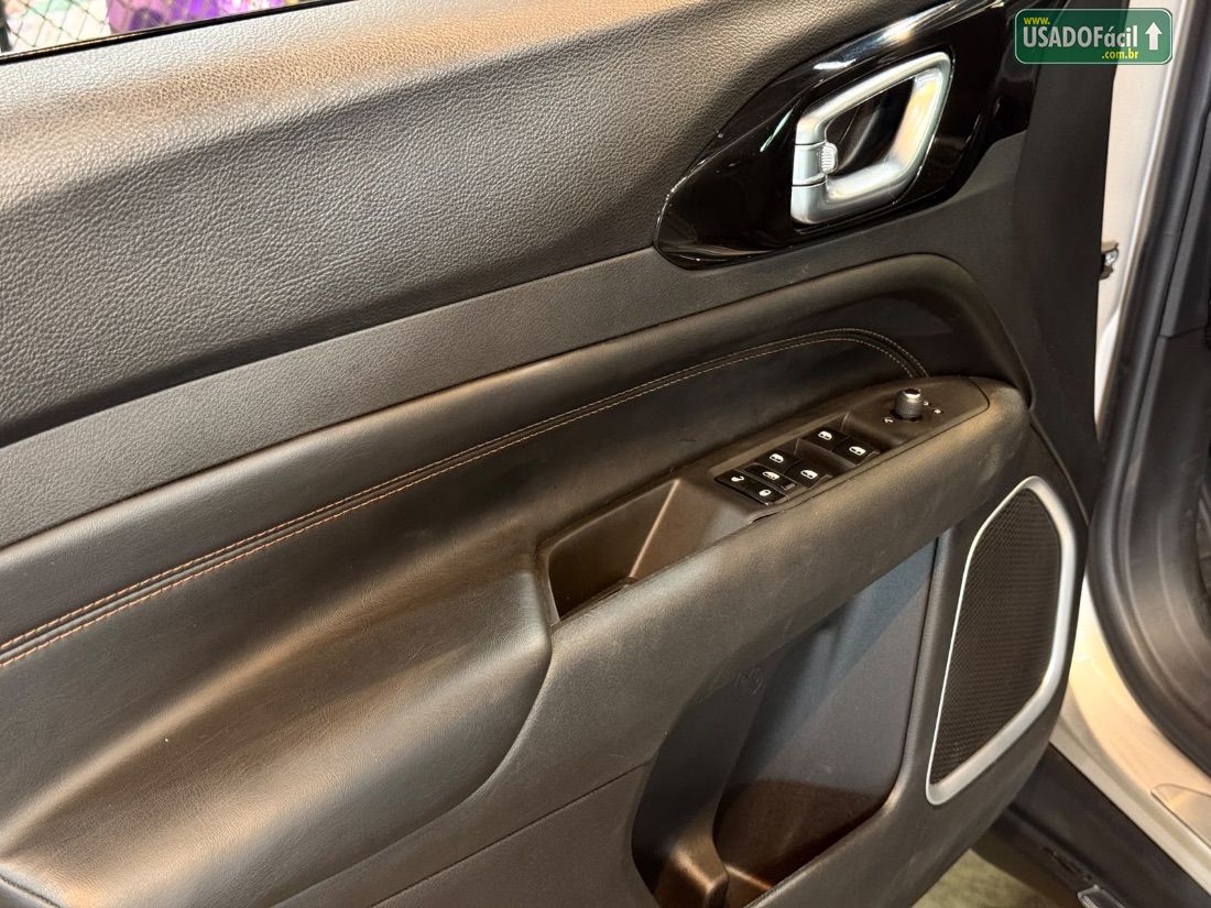 Jeep Commander Limited T270 1.3 Turbo Automático Flex 2023/2024 — foto 10 de 19