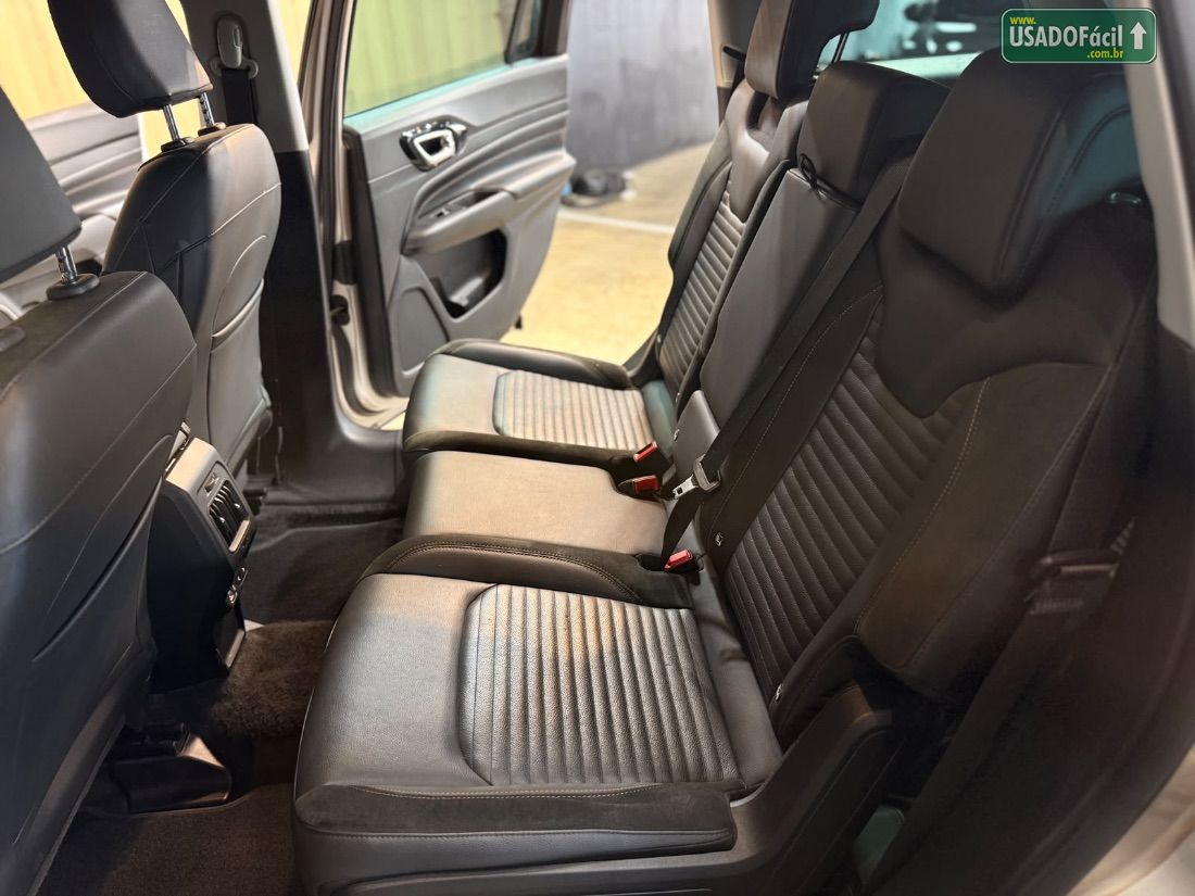 Jeep Commander Limited T270 1.3 Turbo Automático Flex 2023/2024 — foto 14 de 19