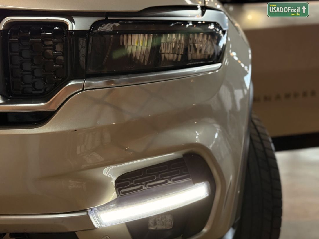 Jeep Commander Limited T270 1.3 Turbo Automático Flex 2023/2024 — foto 4 de 19