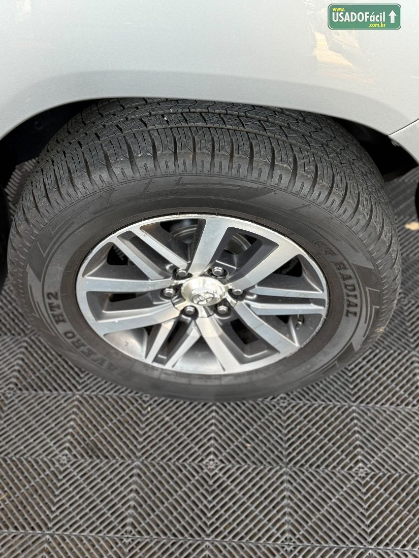 Toyota Hilux SRV CD 2.7 4x4 Automático Flex 2018/2019 — foto 7 de 14
