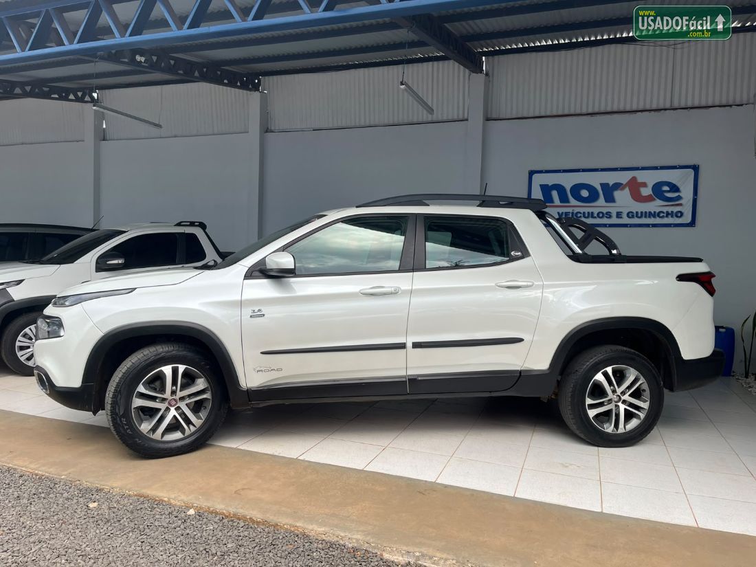 Fiat Toro Freedom 2.4 Automático Flex 2017/2018 — foto 3 de 9