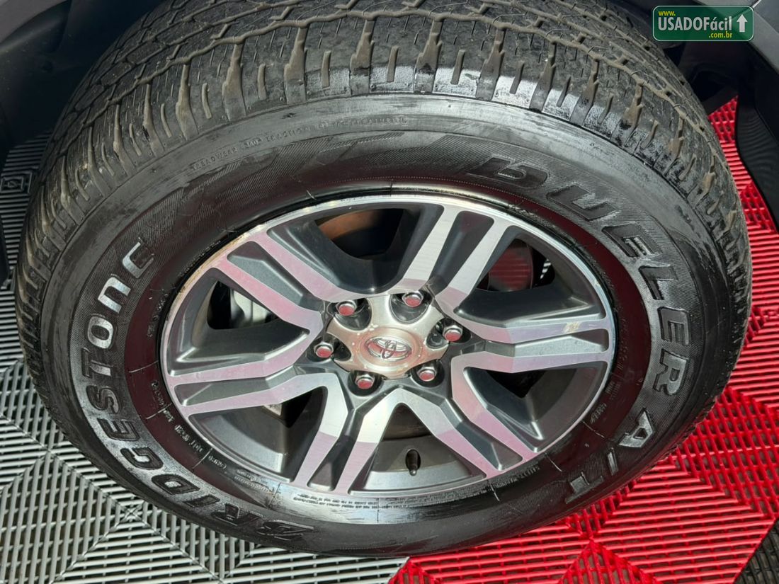 Toyota Hilux SW4 SRV 4x2 2.7 Automático Flex 2019/2020 — foto 17 de 17