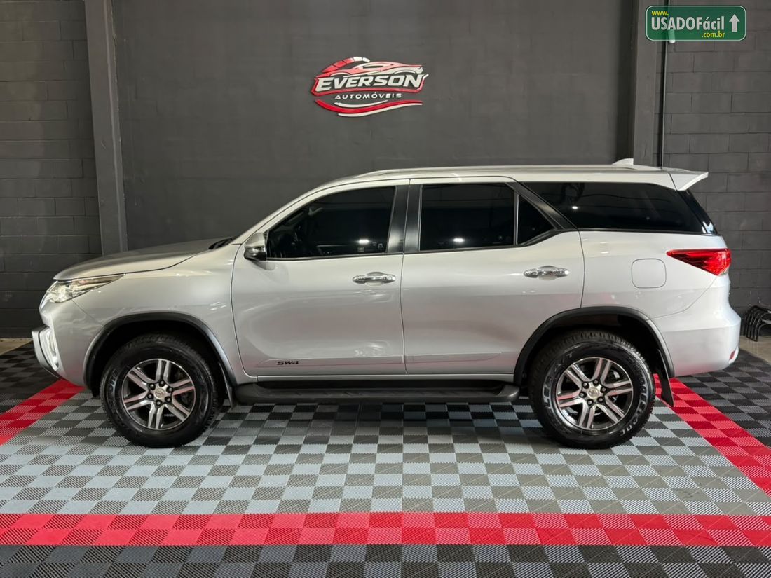 Toyota Hilux SW4 SRV 4x2 2.7 Automático Flex 2019/2020 — foto 5 de 17