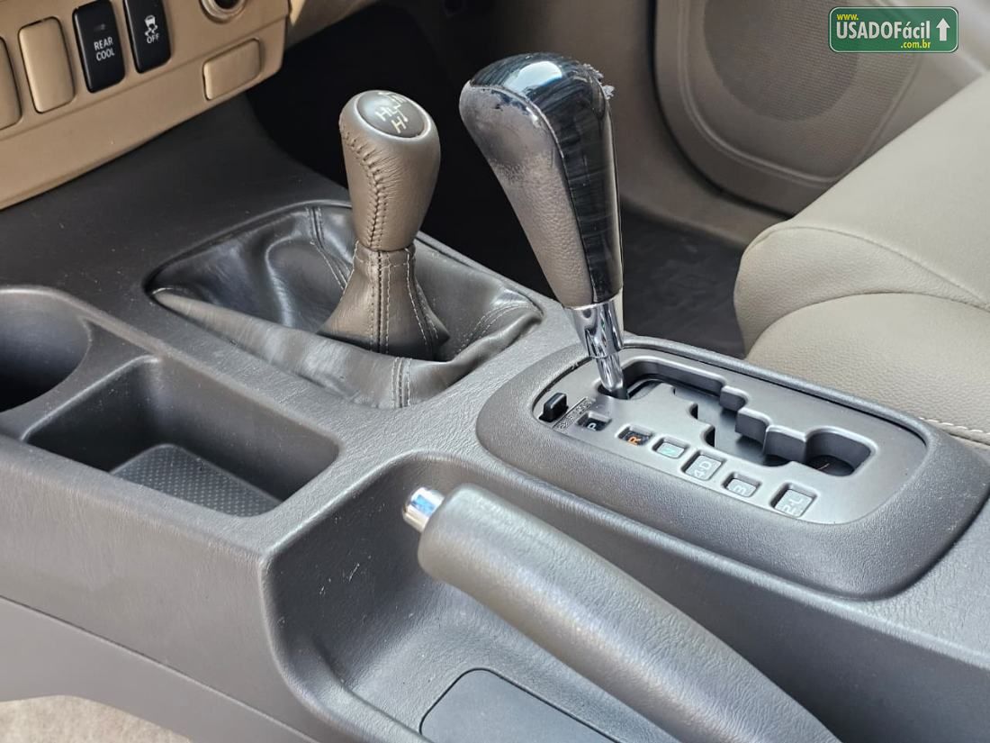 Toyota Hilux SW4 SRV D4-D 3.0 4x4 TDI Automático Diesel 2012/2012 — foto 11 de 15