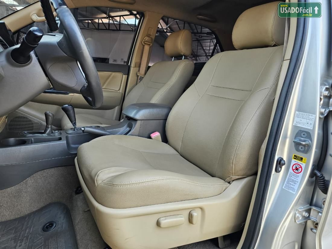 Toyota Hilux SW4 SRV D4-D 3.0 4x4 TDI Automático Diesel 2012/2012 — foto 13 de 15