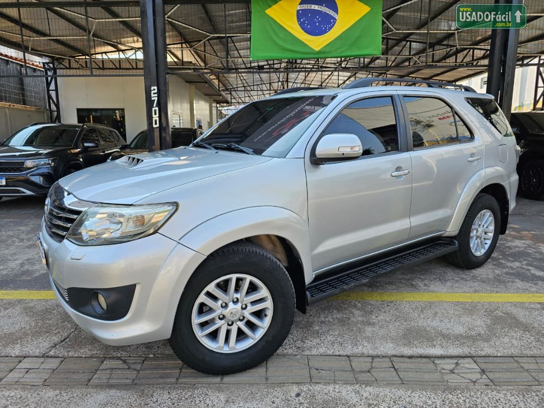 Toyota Hilux SW4 SRV D4-D 3.0 4x4 TDI Automático Diesel 2012/2012 — foto 2 de 15