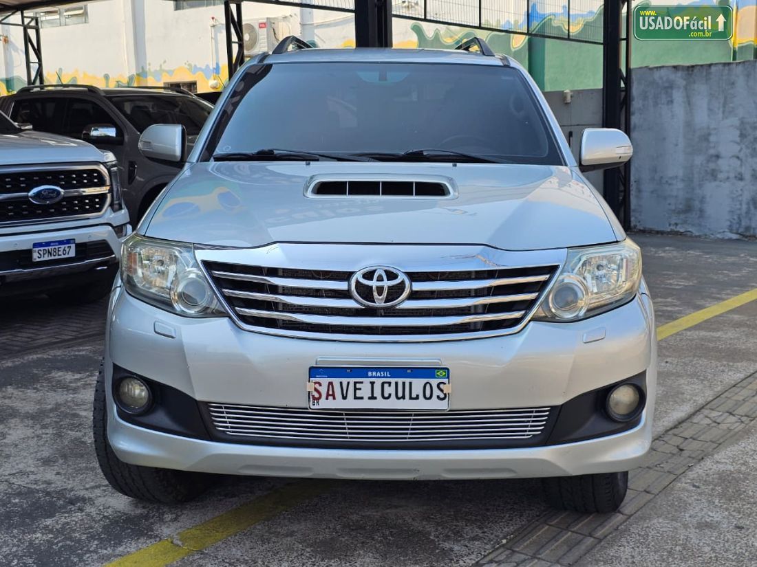 Toyota Hilux SW4 SRV D4-D 3.0 4x4 TDI Automático Diesel 2012/2012 — foto 3 de 15