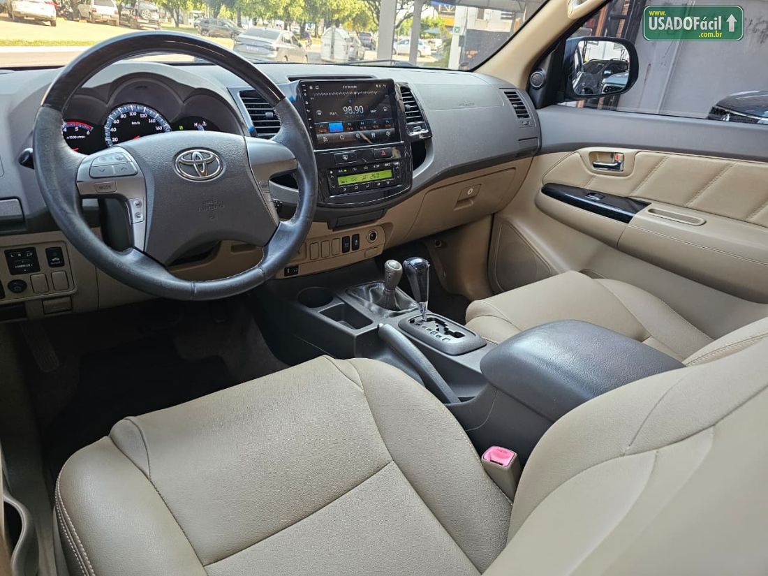 Toyota Hilux SW4 SRV D4-D 3.0 4x4 TDI Automático Diesel 2012/2012 — foto 6 de 15