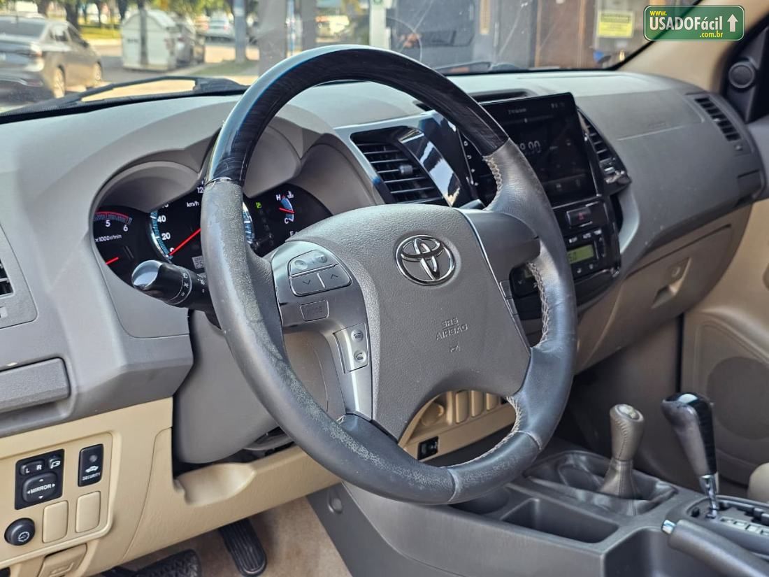 Toyota Hilux SW4 SRV D4-D 3.0 4x4 TDI Automático Diesel 2012/2012 — foto 9 de 15