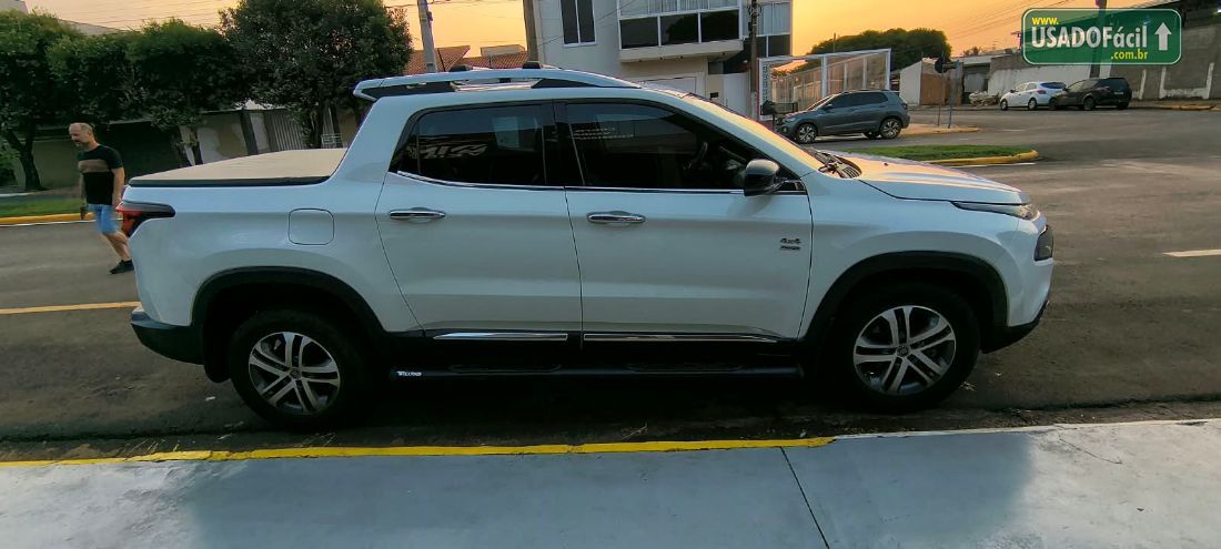 Fiat Toro Volcano 2.0 4X4 Turbo Automático Diesel 2017/2018 — foto 5 de 8