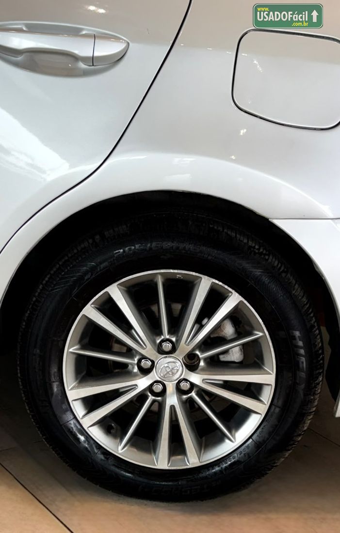 Toyota Corolla GLi 1.8 Automático Flex 2014/2015 — foto 14 de 14