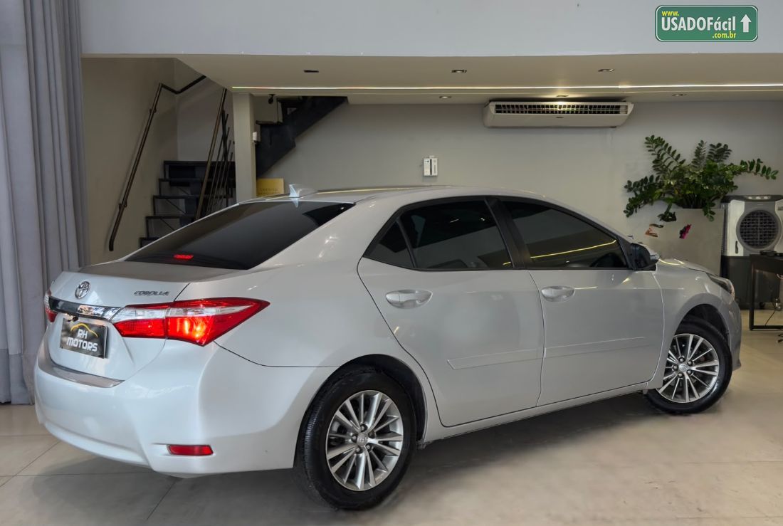 Toyota Corolla GLi 1.8 Automático Flex 2014/2015 — foto 4 de 14