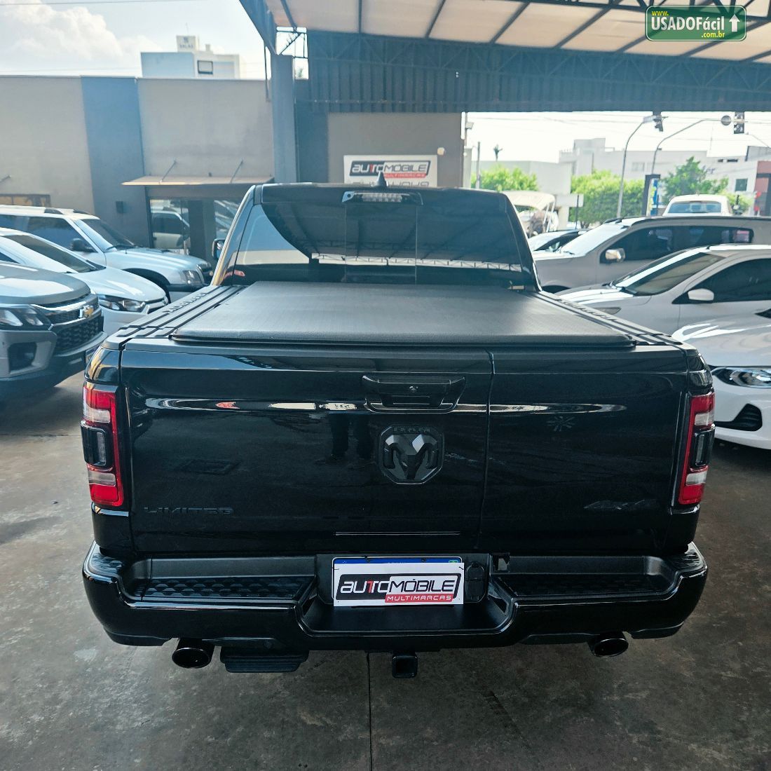 RAM Ram 1500 Limited Night Edition 5.7 4x4 Automático 2023/2024 — foto 8 de 16