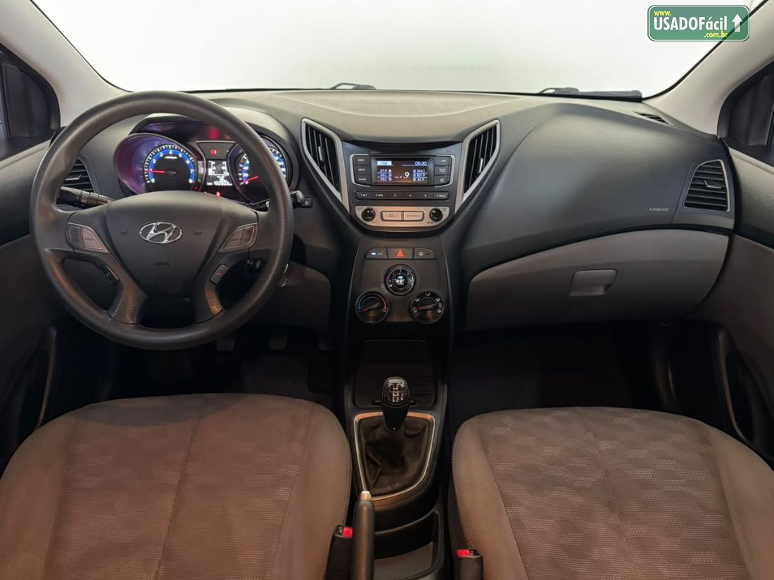 Hyundai HB20S Sedan Comfort Style 1.6 Mecânico Flex 2016/2017 — foto 7 de 10