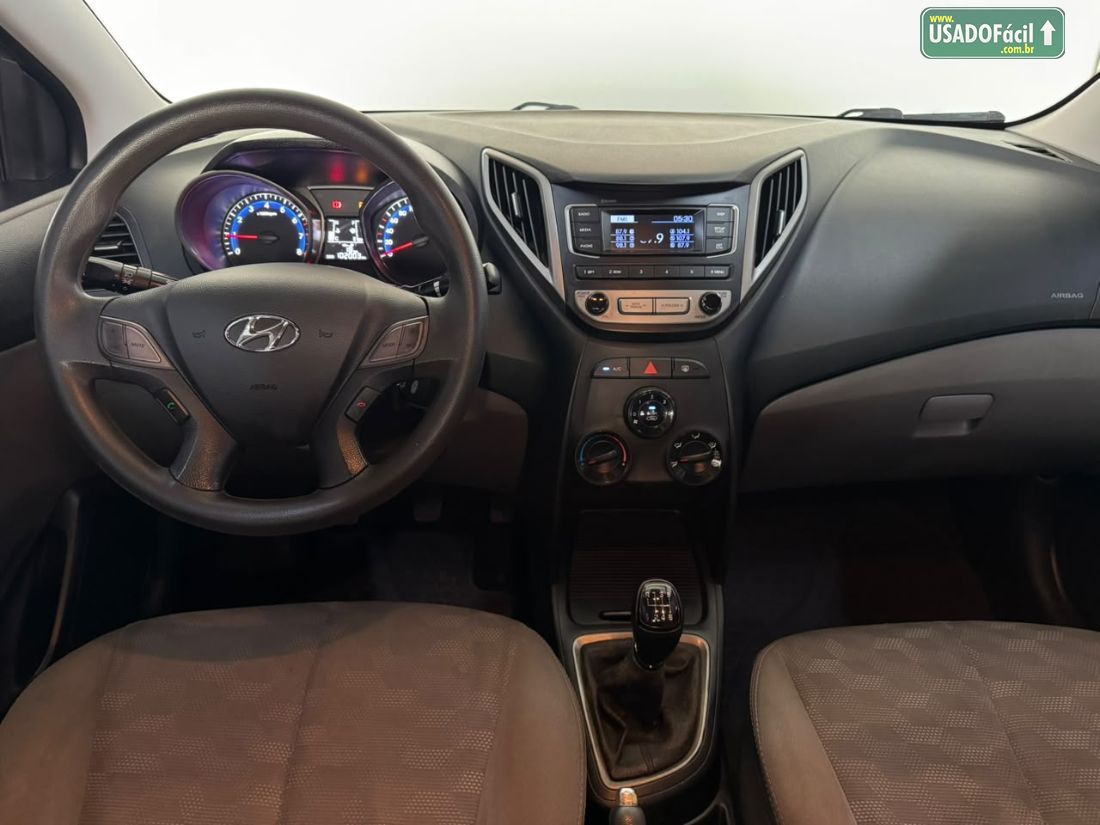 Hyundai HB20S Sedan Comfort Style 1.6 Mecânico Flex 2016/2017 — foto 8 de 10