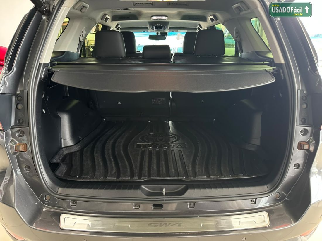 Toyota Hilux SW4 SRX 2.8 4x4 TDI Automático Diesel 2023/2024 — foto 24 de 24