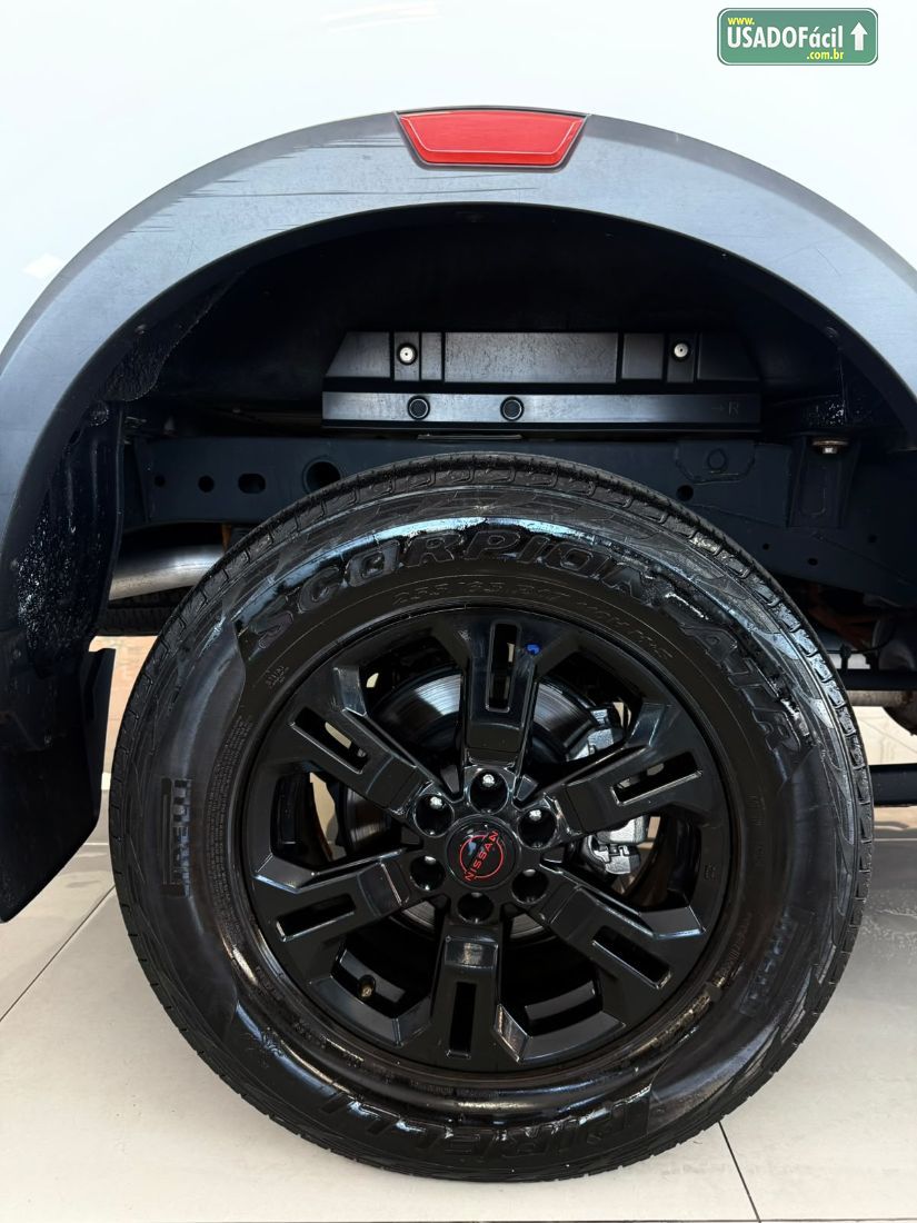 Nissan Frontier PRO4X CD 4x4 2.3 Bi-Turbo Automático Diesel 2023/2024 — foto 5 de 11