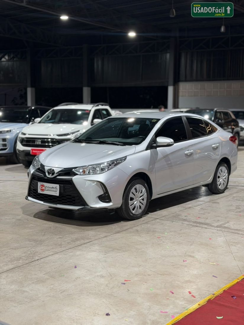 Toyota Yaris Sedan XL 1.5 Automático Flex 2022/2023 — foto 14 de 14