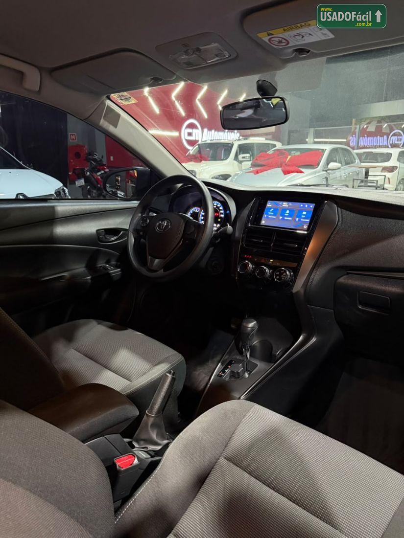 Toyota Yaris Sedan XL 1.5 Automático Flex 2022/2023 — foto 7 de 14