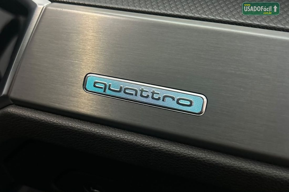Audi Q3 Performance Black Plus 2.0 TFSI Tiptronic Quattro 2024/2025 — foto 17 de 18