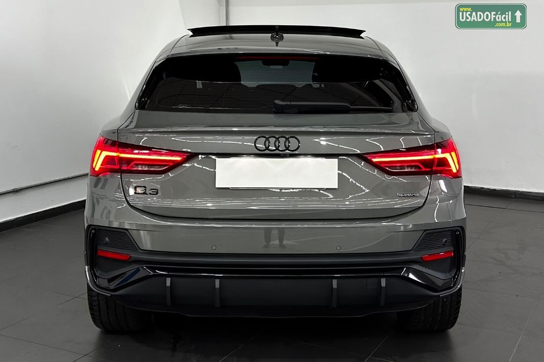 Audi Q3 Performance Black Plus 2.0 TFSI Tiptronic Quattro 2024/2025 — foto 4 de 18