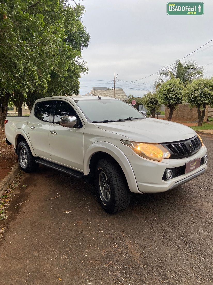 Mitsubishi L200 Triton Sport HPE CD 2.4 4x4 Automático Diesel 2018/2019 — foto 3 de 14