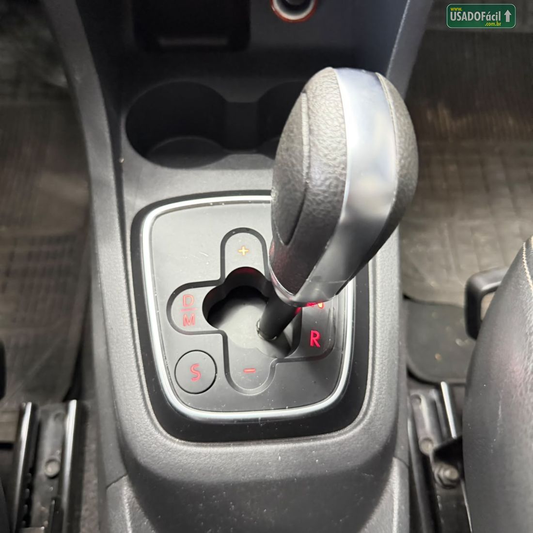 Volkswagen CrossFox I Motion 1.6 Total Flex 2015/2015 — foto 18 de 20