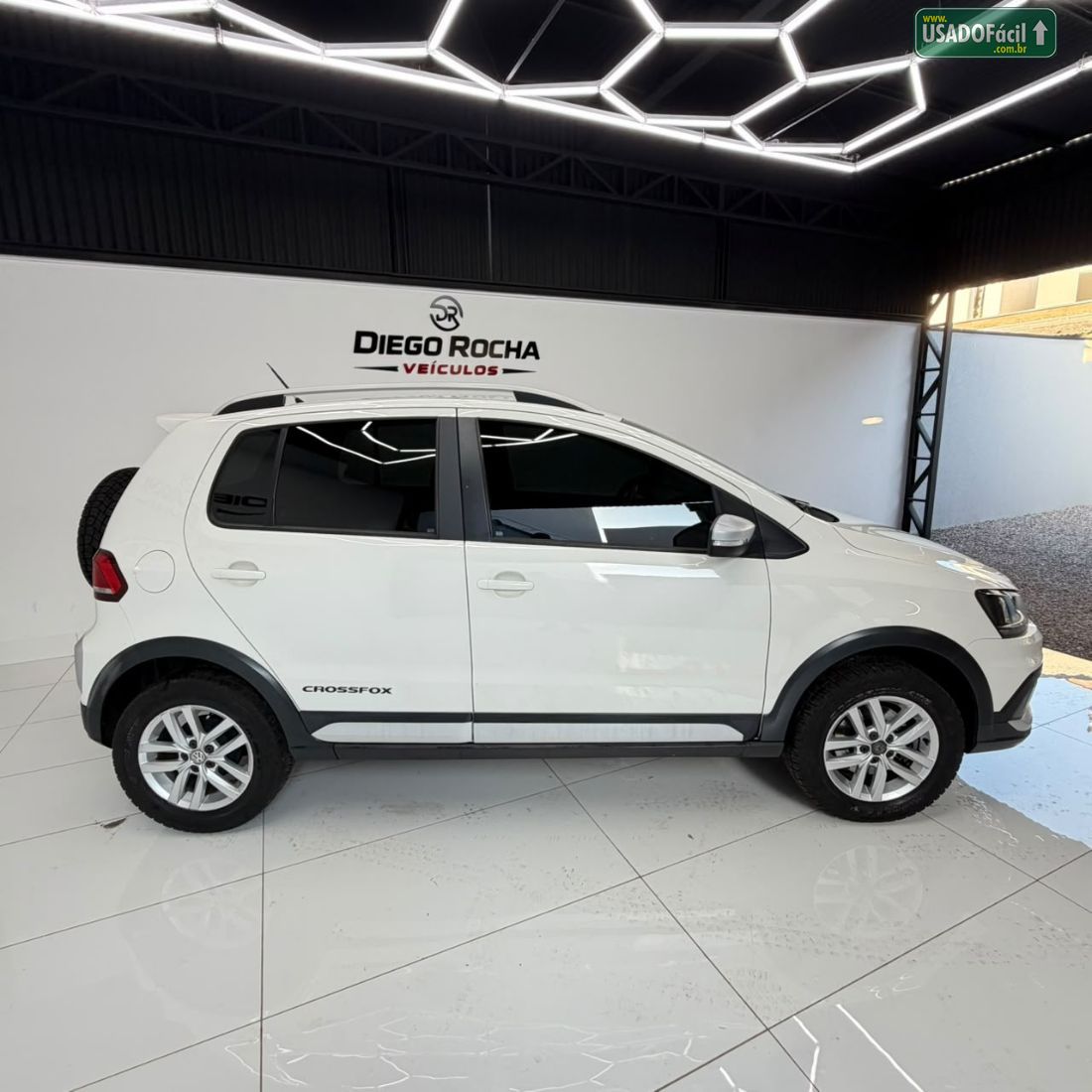Volkswagen CrossFox I Motion 1.6 Total Flex 2015/2015 — foto 8 de 20