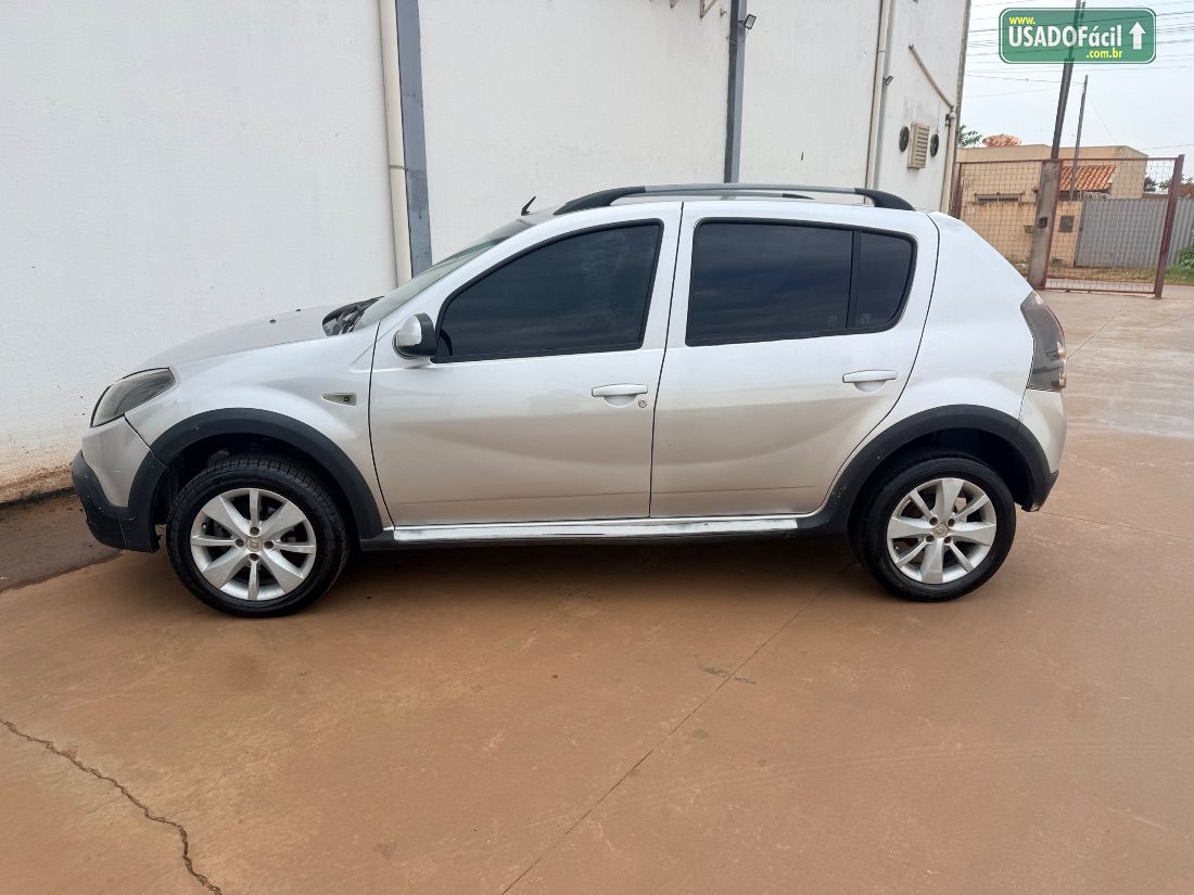 Renault Sandero Stepway 1.6 5P Hi-Power 2014/2014 — foto 2 de 6