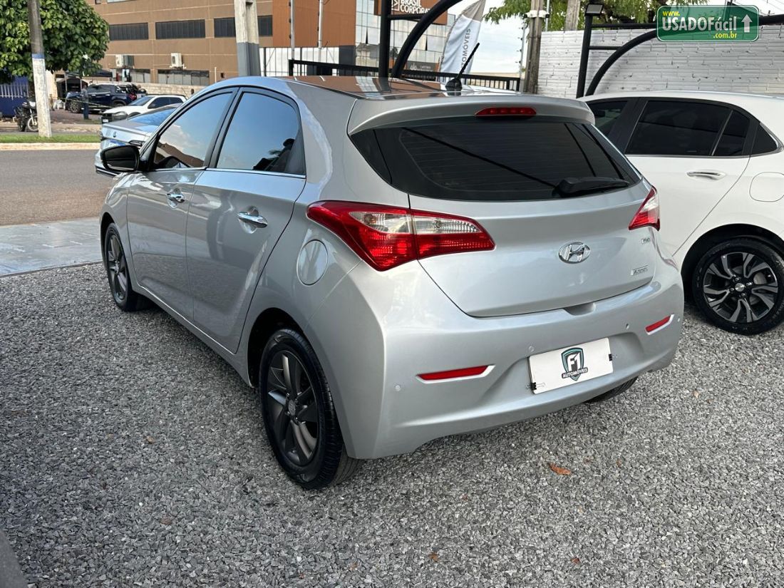 Hyundai HB20 Hatch Premium 1.6 Automático Flex 2015/2015 — foto 2 de 13